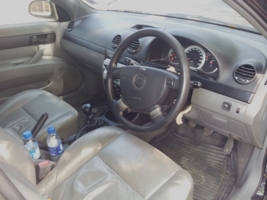 ขายแล้วจ้า รถดีราคาเบา รถผมขายเองครับ เดิมๆ ขายรถเก๋ง เชพโรเลต ออพตร้า เอสเตจ ซื้อมา ปี 11/2005  สีดำ สวยๆราคาถูกมาก 260,000 บาท