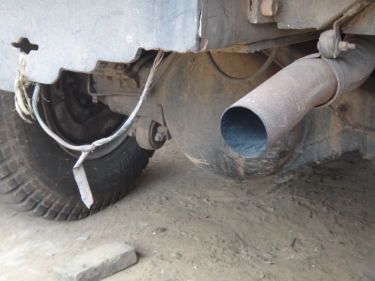 ขายด่วน  รถสิบล้อสองเพลาดั้มพ์  ISUZU  DEGA 195  พร้อมใช้งาน