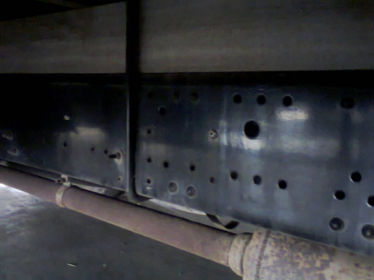 ขาย NQR 150 แรง ยาว 5.5 เมตร เครื่องดี แชชซีสวย แอร์เย็น