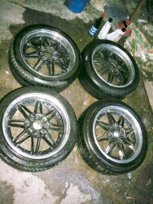 ขายล้อแม็กราคาถูกครับ ขอบ16 ครับ lenso ลดกันไป