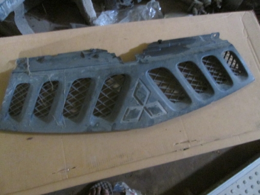 ขาย กระจังหน้า Mitsubishi TRITON ขาย กระจังหน้า Mitsubishi TRITON