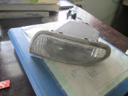 ขาย ไฟสปอร์ตไลท์พร้อมหลอด TOYOTA TIGER D4D ด้านซ้าย