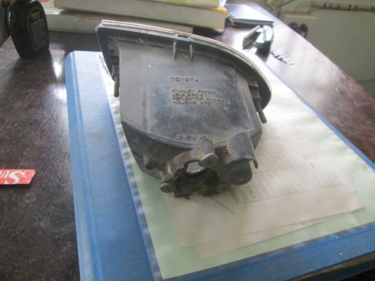 ขาย ไฟสปอร์ตไลท์พร้อมหลอด TOYOTA TIGER D4D ด้านซ้าย