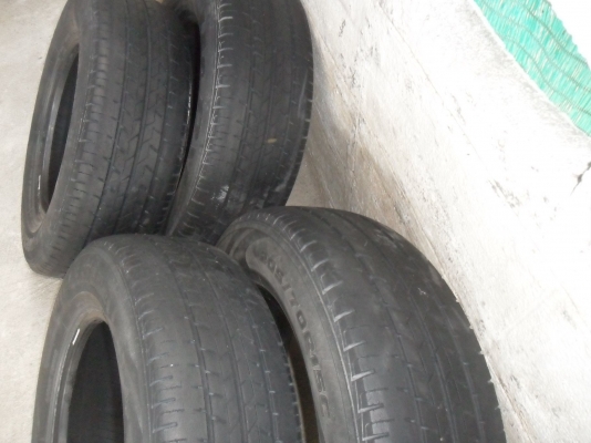 ยาง BRIDGESTONE 205/70R15 ผ้าใบ8ชั้น 4 เส้น ยาง BRIDGESTONE 205/70R15 ผ้าใบ8ชั้น 4 เส้น