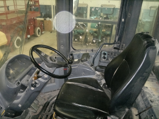 รถตักล้อยาง WA380-5 KOMATSU รถนอกนำเข้า เครื่องดี ไฟเต็ม แอร์เย็นเฉียบ ใช้งานได้เลย มาถึงไทยแล้วครับ เชิญมาทดสอบได้แล้ว ราคาถูกครับ ติดต่อ มานะ 085-9049669