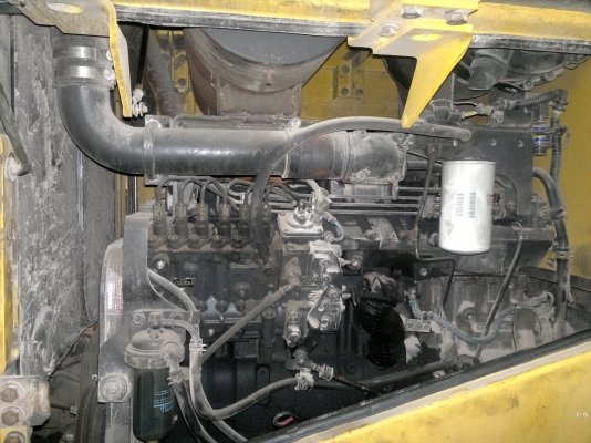 รถตักล้อยาง WA380-5 KOMATSU รถนอกนำเข้า เครื่องดี ไฟเต็ม แอร์เย็นเฉียบ ใช้งานได้เลย มาถึงไทยแล้วครับ เชิญมาทดสอบได้แล้ว ราคาถูกครับ ติดต่อ มานะ 085-9049669