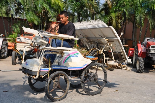 ขายรถดำนา ISEKI PM40 สภาพสวยเดิมจากญี่ปุ่น ขายถูก42,000เท่านั้น!!!