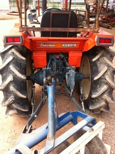ขายรถไถ Kubota L-24.5 4WD พร้อมผานพรวน ขายรถไถ Kubota L-24.5 4WD พร้อมผานพรวน