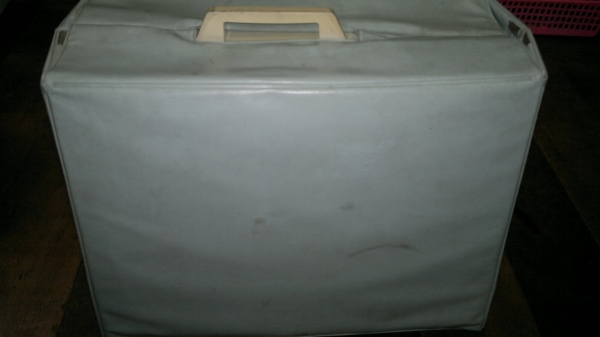 ขายจักรเย็บผ้าตั้งโค๊ะมือสองjapanมีแบบมือกดและเท้าเหยียบ