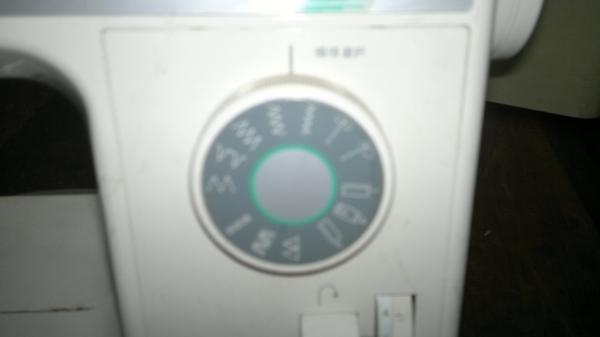 ขายจักรเย็บผ้าตั้งโค๊ะมือสองjapanมีแบบมือกดและเท้าเหยียบ