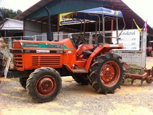 ขายรถไถ Kubota L1-18.5 พร้อมผานพรวน