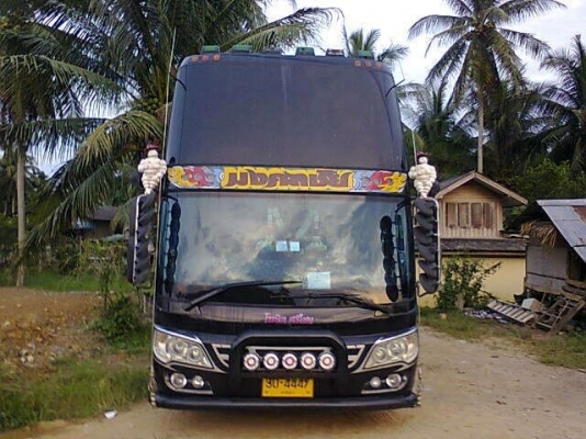 ขายรถบัสพัดลมทรงสามเสา2คัน