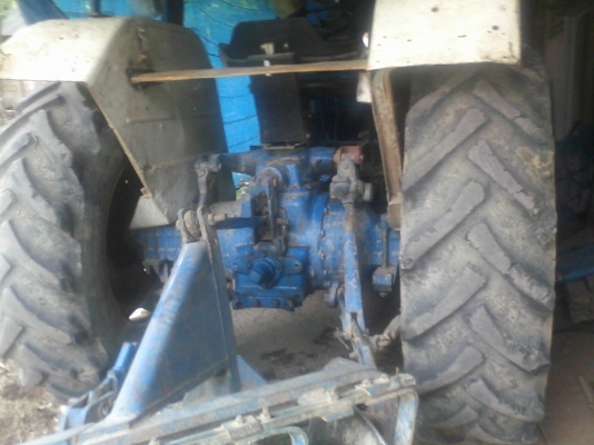 FORD 6600แท้ `ไอ้หนุ่มเสื้อลาย อุปกรณ์2ชิ้น ผาน5 CMT ใบดันCMT FORD 6600แท้ `ไอ้หนุ่มเสื้อลาย อุปกรณ์2ชิ้น ผาน5 CMT ใบดันCMT