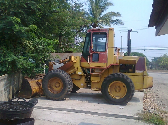 ขายด่วน..รถตัก KOMATSU WA120-1 รถสวย ตักแรง ได้งานไว เครื่องดี เกียร์ดีประหยัดน้ำมันสุดคุ้ม ราคาต่อรองได้.