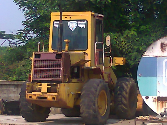 ขายด่วน..รถตัก KOMATSU WA120-1 รถสวย ตักแรง ได้งานไว เครื่องดี เกียร์ดีประหยัดน้ำมันสุดคุ้ม ราคาต่อรองได้.