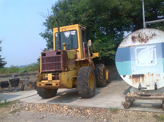 ขายด่วน..รถตัก KOMATSU WA120-1 รถสวย ตักแรง ได้งานไว เครื่องดี เกียร์ดีประหยัดน้ำมันสุดคุ้ม ราคาต่อรองได้.