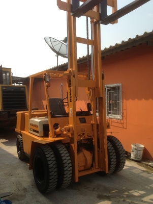 ขายฟอล์คลิฟท์ 3.5 ตัน  KOMATSU FD35-4  รถเก่านำเข้าจากญี่ปุ่น