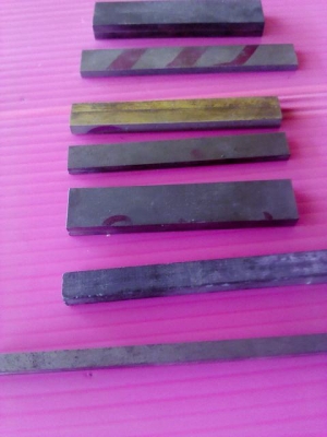 มีดกลึงคาร์ไบด์ยาวประมาณ 3 นิ้วเอามาตัดเป็นท่อนๆเพื่อเชื่อมได้หรือจะเชื่อมเป็นด้ามไปให้ได้