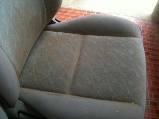 ขายเบาะรถเก๋ง สภาพสวย ราคาถูกครับ มารับเอง/ส่งได้