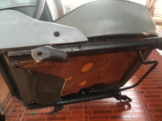 ขายเบาะรถเก๋ง สภาพสวย ราคาถูกครับ มารับเอง/ส่งได้