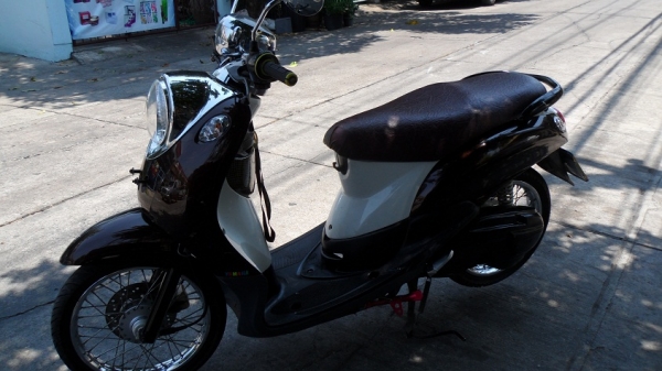 ขาย FINO รถสตาร์ทติด ขับได้ แต่เครื่องดังนิดหน่อย ถูกๆ ราคาต่อรองได้