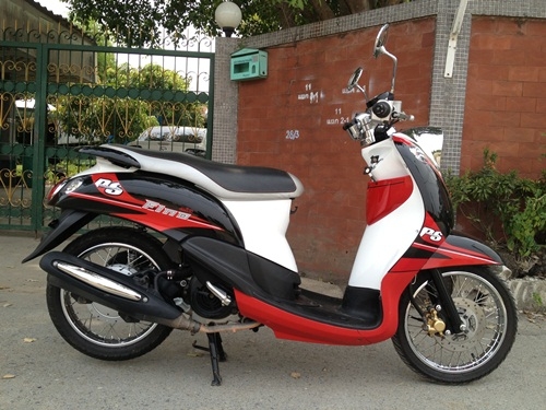 ขายfino สีดำเเดงขาว ปี2555