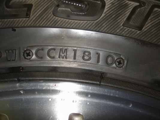 ล้อ vigo 5 รู พร้อมยาง bridgestone A/T 235/70/15