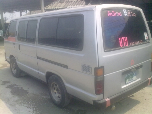 ขายรถตู้ สนใจติดต่อเบอร์ 083-2032526 คุณ นิด