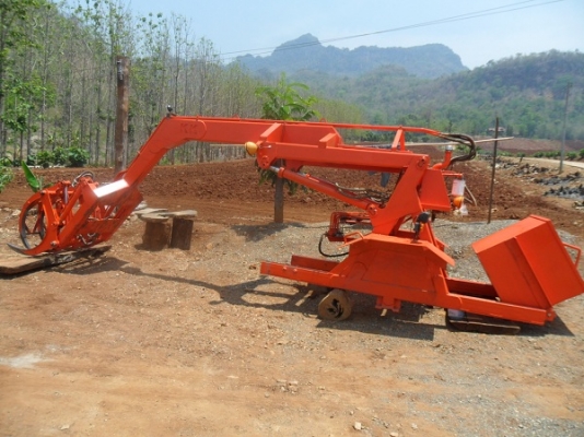 ขายแล้ว...เครื่องคีบอ้อย เค.เค.เกษตรกลการ บ้านโป่ง ใส่คูโบต้า M9540