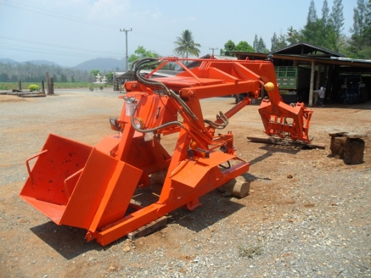 ขายแล้ว...เครื่องคีบอ้อย เค.เค.เกษตรกลการ บ้านโป่ง ใส่คูโบต้า M9540