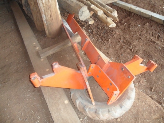 ขายแล้ว...เครื่องคีบอ้อย เค.เค.เกษตรกลการ บ้านโป่ง ใส่คูโบต้า M9540