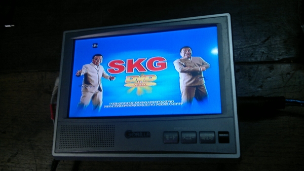 ขายจอตั้งติดรถยนต์sanyo gollila gps japan av in