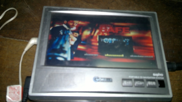 ขายจอตั้งติดรถยนต์sanyo gollila gps japan av in