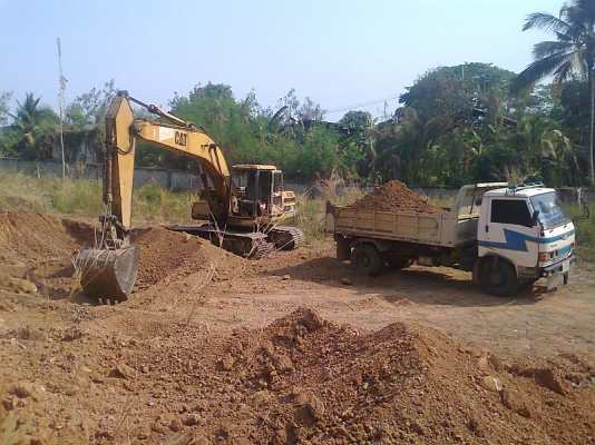 ขายด่วน..รถแบคโฮ CAT 320 V2 แรงขุดดี เดินแรง ทำงานไว ได้งานมาก เครื่องดี ประหยัดน้ำมันสุดคุ้ม รถสวย มีทะเบียนครบ.