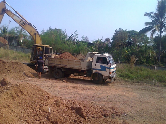 ขายด่วน..รถแบคโฮ CAT 320 V2 แรงขุดดี เดินแรง ทำงานไว ได้งานมาก เครื่องดี ประหยัดน้ำมันสุดคุ้ม รถสวย มีทะเบียนครบ.