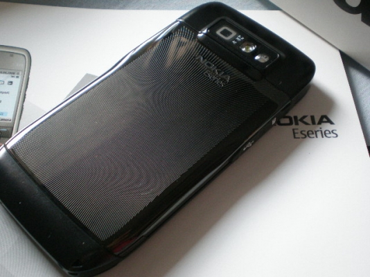 ขาย โทรศัพท์มือถือ Nokia E71 ขาย โทรศัพท์มือถือ Nokia E71