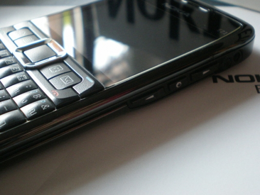 ขาย โทรศัพท์มือถือ Nokia E71