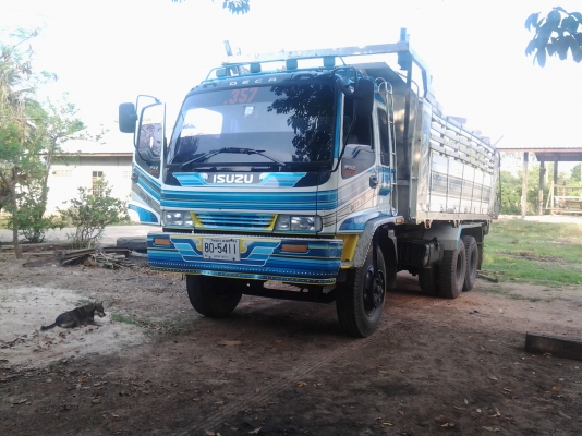 ISUZU DECA ยูโร1 195 Hp รถห้างแท้ 2 เพลา ดัมพ์อลูมิเนียมพร้อมใช้ครับ