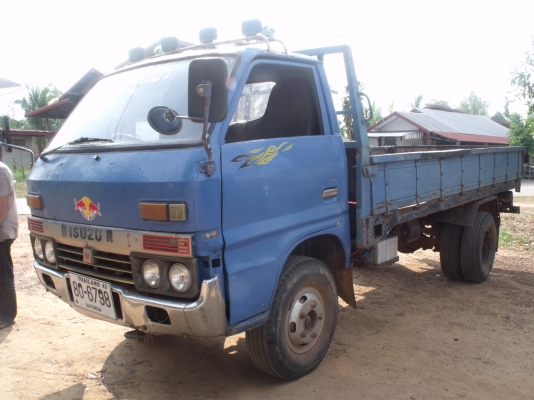 ขาย 6ล้อ ISUZU พร้อมลุยงาน