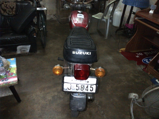 ขายรถเดิมๆสวยคลาสสิคเก่าเก็บมีทะเบียนรถวิ่งได้