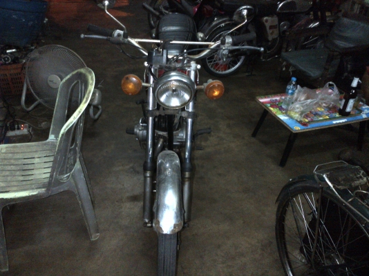 ขายรถเดิมๆสวยคลาสสิคเก่าเก็บมีทะเบียนรถวิ่งได้