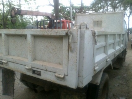 MISUBISHI หกล้อดั้มพ์ ปี37 เครื่อง115 แรงเครื่องดีมาก ซีซซี่FE449 แห้งเดิมๆ คานหน้า-หลัง ใหญ่แล้ว (รถจอดไม่ได้ใช้งานขับได้) 420,000