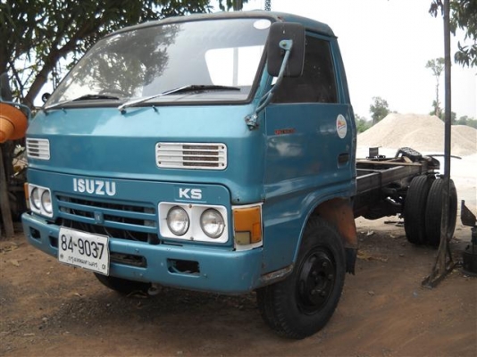 ขายหกล้อ ISUZU KS 110 ฝาขาว