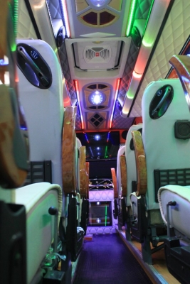 บริการให้เช่ารถบัส รถตู้