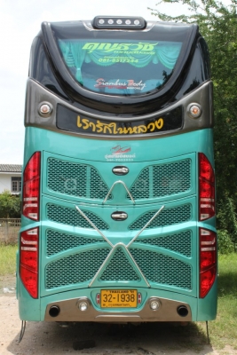 บริการให้เช่ารถบัส รถตู้