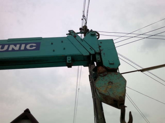 รถอิซูซุ 10 ล้อ ติดเครน  FVZ  เปลื่ยนเครื่อง 210 แรงม้า  สนใจติดต่อ 081 - 6079515