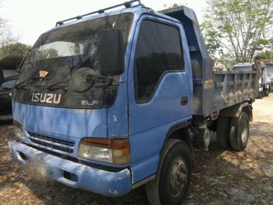 รถอิซูซุ 6 ล้อดั๊ม NPR 120 แรงม้า ( ฝาขาว ) สนใจติดต่อ 081 - 6079515