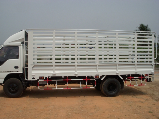 6ล้อ NQR 175HP กะบะยาว5.50ม. 6ล้อ NQR 175HP กะบะยาว5.50ม.