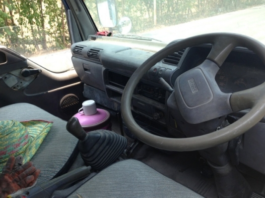 ISUZU NKR 120 HP 4HF1 หกล้อดั๊มพ์ เครื่องฝาขาว หัวการ์ตูนสภาพสวย กระบะดั๊มพ์เหล็ก 4 ตันยิงหน้ายาว 3.50 เมตร เครื่องดีภายในเก๋งคอนโซลสวยครบ พวงมาลัยเพาเวอร์ ช่วงล่างคัชซีไม่มีดาม ยางสภาพดี 70\% พร้อมใช้งาน เอกสารทะเบียนภาษีครบพร้อมโอน ราคาต่อรองได้ครับ ISUZU NKR 120 HP 4HF1 หกล้อดั๊มพ์ เครื่องฝาขาว หัวการ์ตูนสภาพสวย กระบะดั๊มพ์เหล็ก 4 ตันยิงหน้ายาว 3.50 เมตร เครื่องดีภายในเก๋งคอนโซลสวยครบ พวงมาลัยเพาเวอร์ ช่วงล่างคัชซีไม่มีดาม ยางสภาพดี 70\% พร้อมใช้งาน เอกสารทะเบียนภาษีครบพร้อมโอน ราคาต่อรองได้ครับ