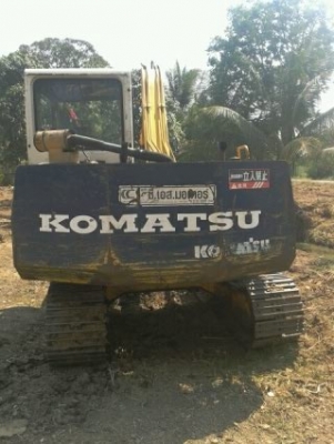 ขายแบคโฮ Komatsu รุ่น6